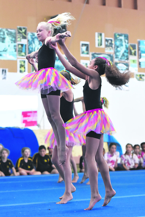 Rhythmic gymnastics a crowd favourite – The Gisborne Herald